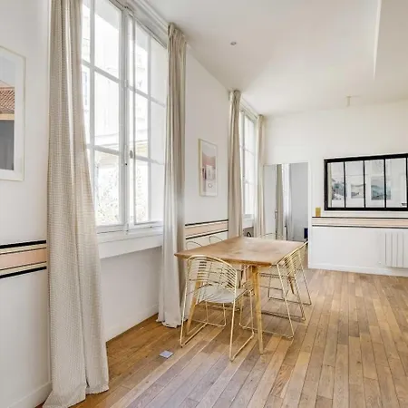 Louvre Rivage Apartments Paris