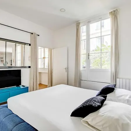 Bed & Breakfast Louvre Rivage Apartments