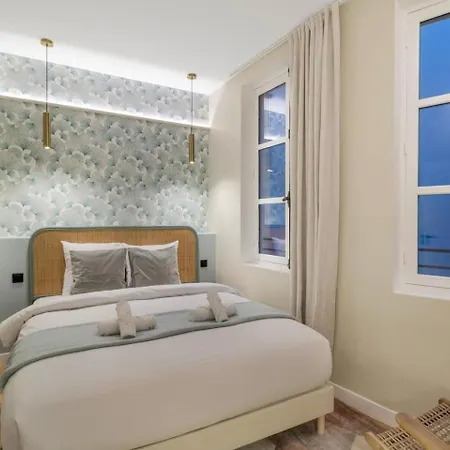 Louvre Rivage Apartments Bed & Breakfast 3*