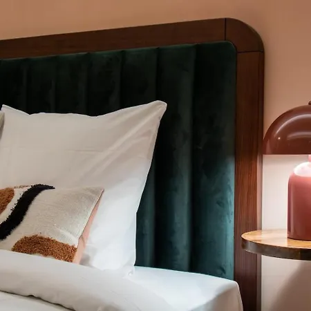 Bed & Breakfast Louvre Rivage Apartments