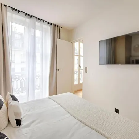 Bed & Breakfast Louvre Rivage Apartments Paris