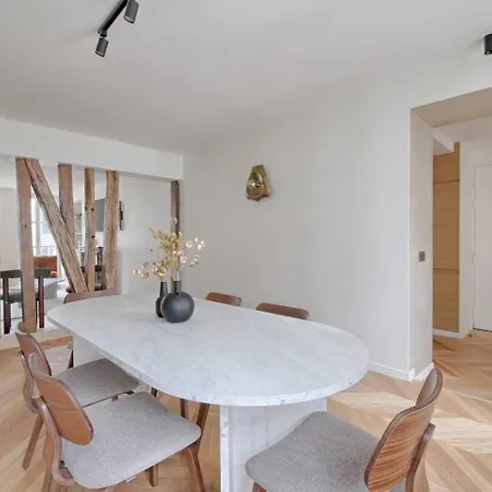 Louvre Rivage Apartments Bed & Breakfast