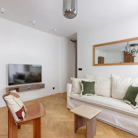 Bed & Breakfast Louvre Rivage Apartments 3*