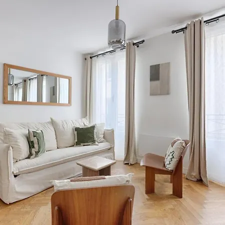 Bed & Breakfast Louvre Rivage Apartments